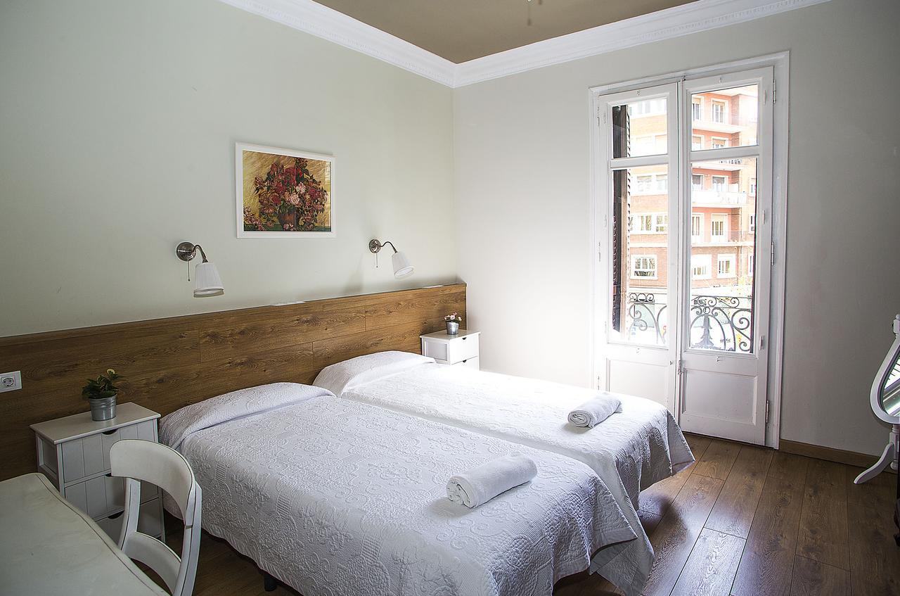 Mai & Maud Paralel Apartment Barcelona Exterior foto